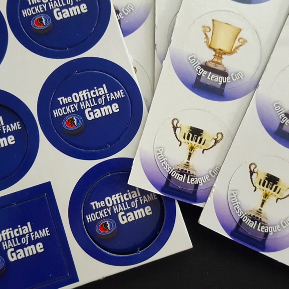 2009 Game🔥Hockey Board🔥NHL Hockey Hall of Fame| Collectors - Picture 6 of 9